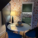 Faubourg Saint-Honoré -3Bed 2 BTH-HERMES